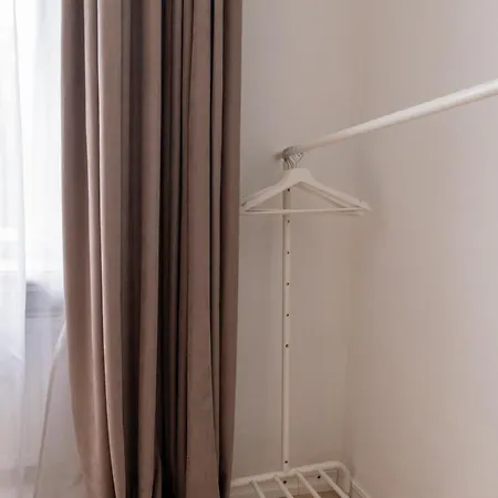 Cozy & Chic & Quiet - Embassy Area - Free Parking Appartement *