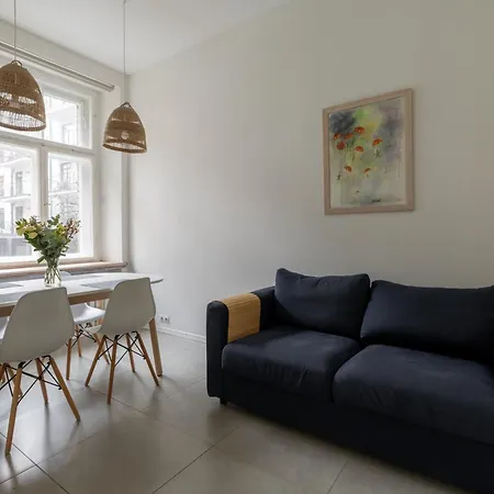 Cozy & Chic & Quiet - Embassy Area - Free Parking *