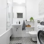 Apartmán Cozy & Chic & Quiet - Embassy Area - Free Parking