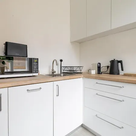 Cozy & Chic & Quiet - Embassy Area - Free Parking * リガ